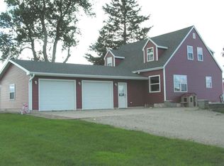 2101 450th St, Osage, IA 50461