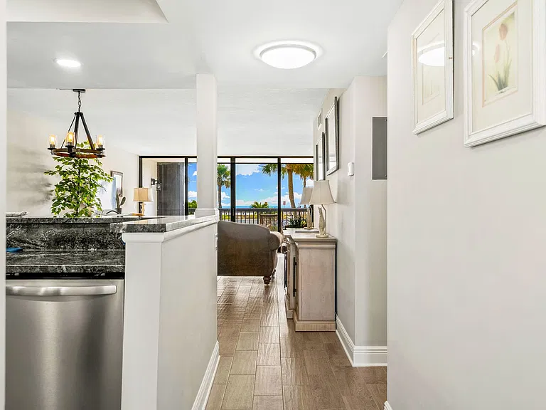 4141 Ocean Dr #208 — Photo 4