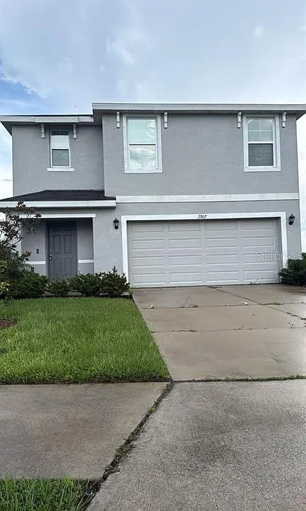 2907 Rock Sound St