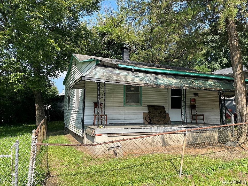 2nd image of 1445 Montgomery Ave