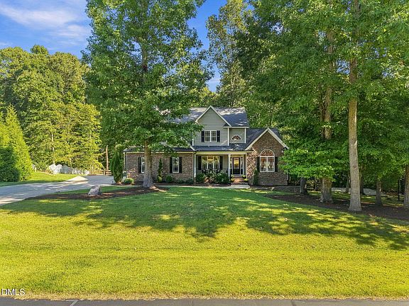 2nd image of 3560 Saddle Ridge Rd