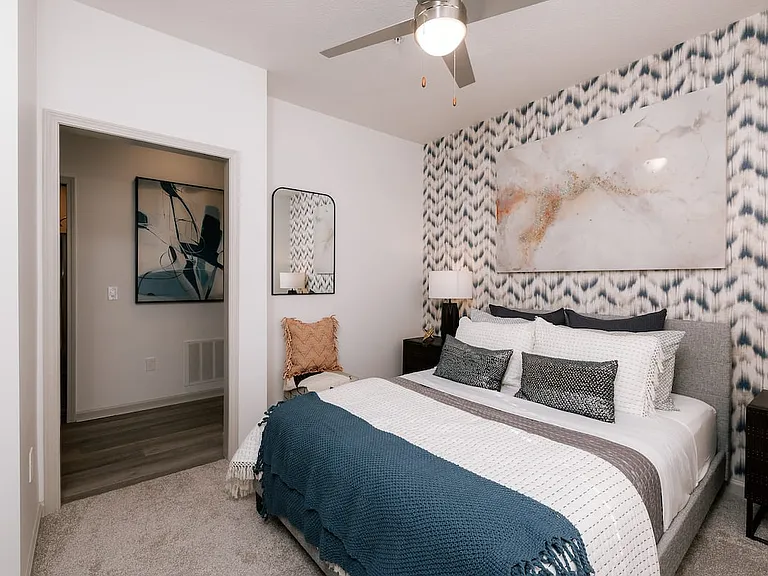 Cortland Hilliard — Photo 9