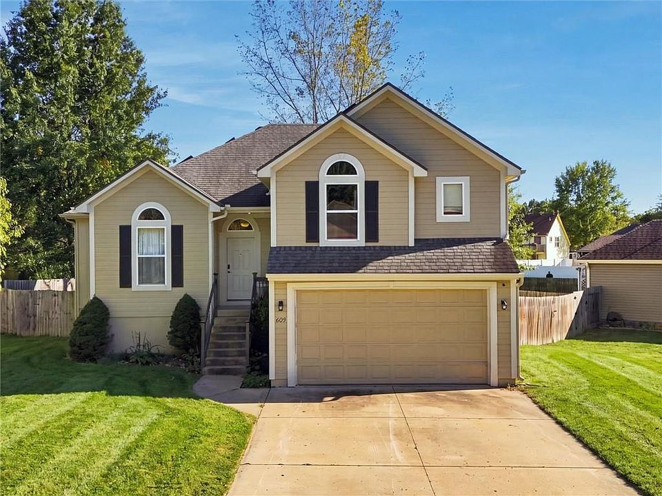 1st image of 609 S Kisner Cir
