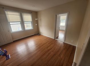 3 Hill St, Ansonia, CT 06401