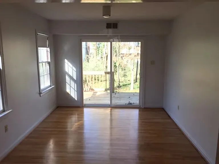 8994 Midway Rd — Photo 6