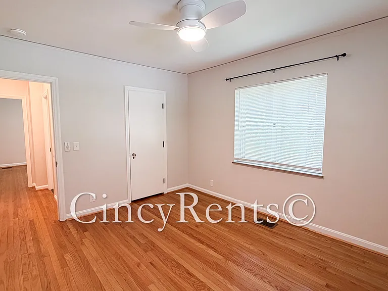 1110 Delta Ave #1 — Photo 11