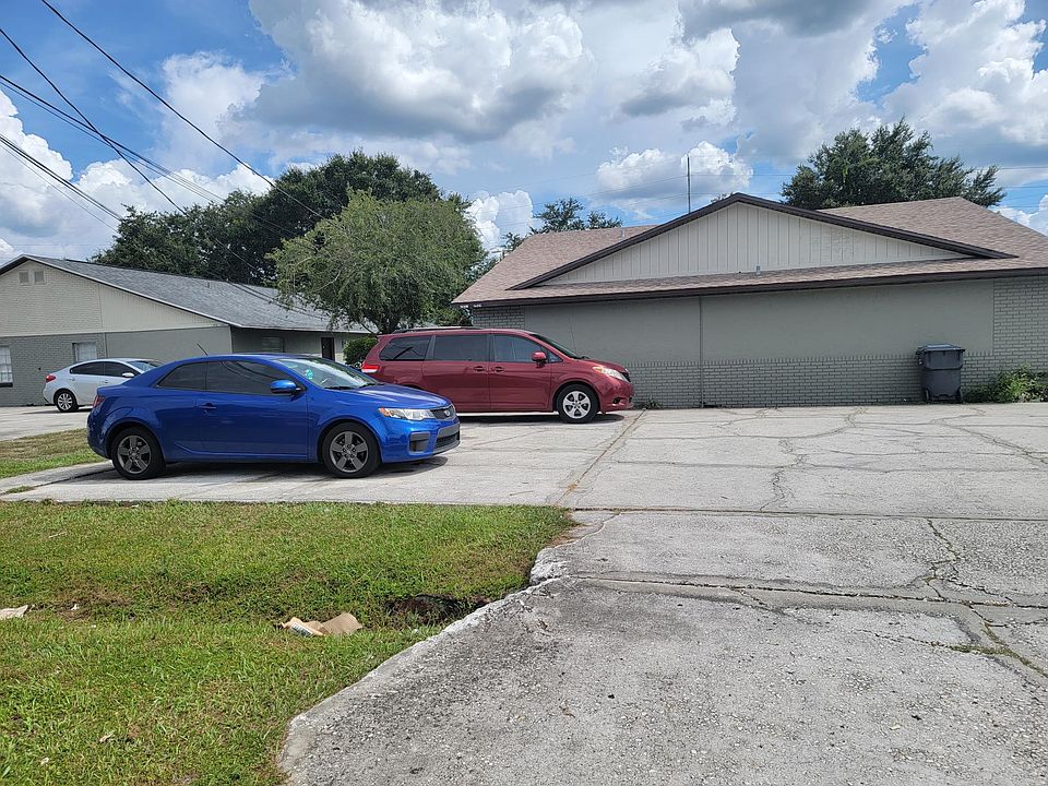1st image of 3054 Stpaul Dr