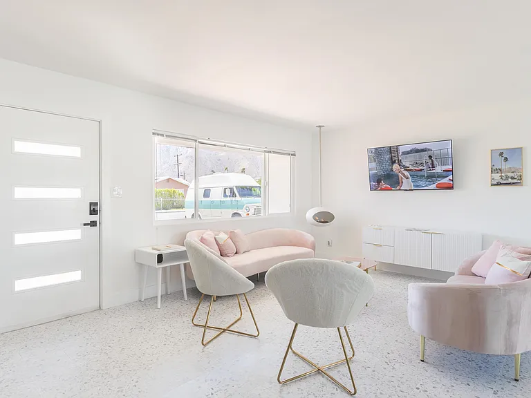 390 W Palm Vista Dr — Photo 6