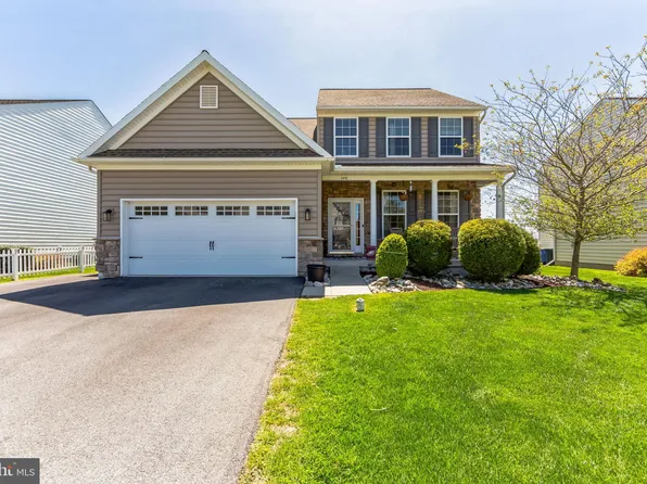 1100 Walnut St, Honey Brook, PA 19344