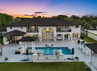 12401 SW 45th St, Miami, FL 33175