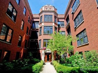 2914 N Pine Grove Ave APT B, Chicago, IL 60657
