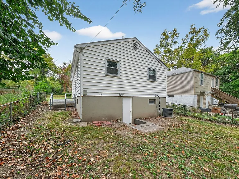 5638 Helen Ave — Photo 21