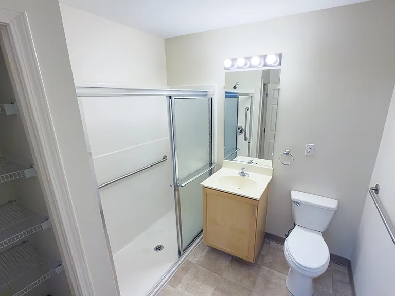Reynolds Pointe Senior Apartments — Photo 14