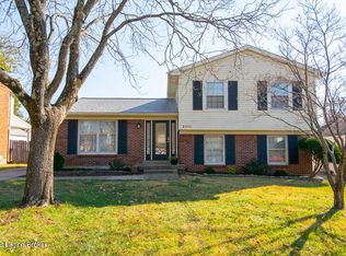 3011 Thomas Ln, Jeffersontown, KY
