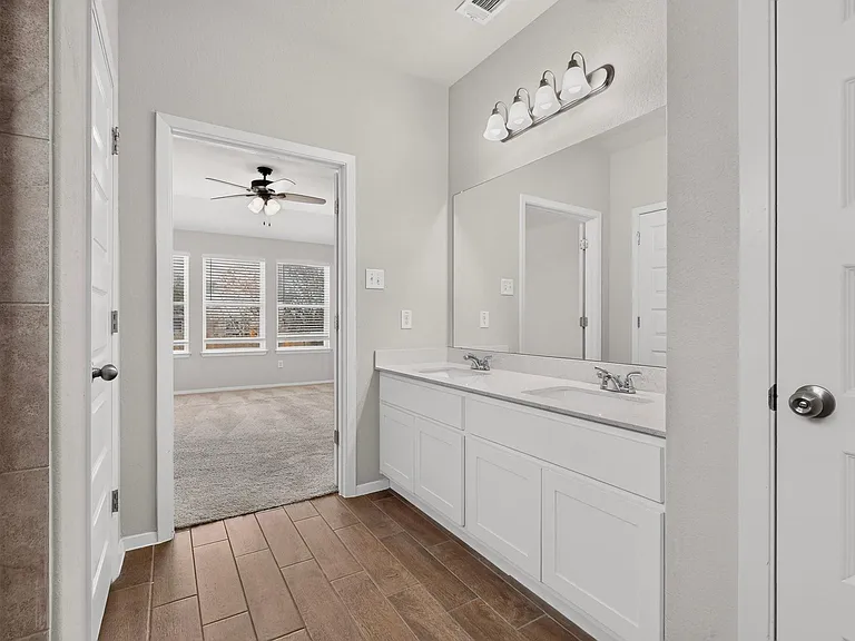 3704 Allegiance Ave — Photo 21