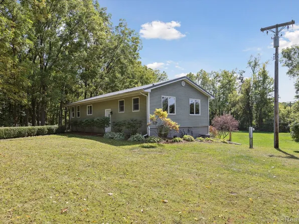 5145 Arbela Rd, Millington, MI 48746