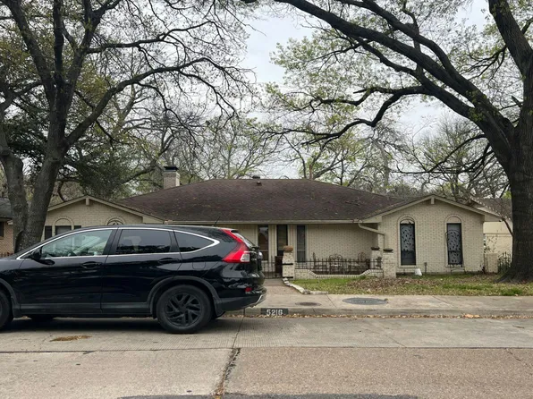 5216 Everglade Rd, Dallas, TX 75227