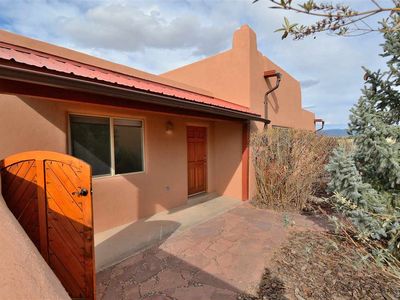 4513 Camino Verde, Santa Fe, NM, 87507
