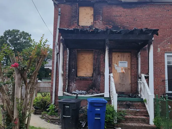 2448 S Monroe St, Arlington, VA 22206