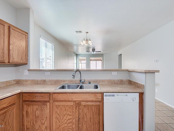 3rd image of 7320 W Glass Ln