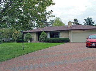 627 Alder Ave, Delavan, WI 53115