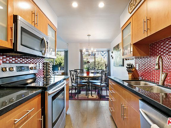 5th image of 1155 N La Cienega Blvd APT 401
