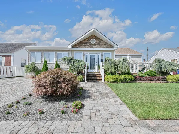 214 N Wissahickon Ave, Ventnor, NJ 08406