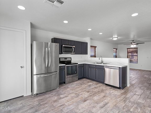 3rd image of 6425 W HARWELL Road