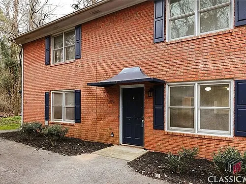 209 Highland Park Dr Photo 1