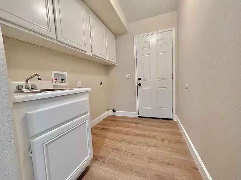606 Creekside Ave — Photo 10