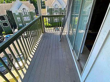 983 Stewarts Creek Dr #9 — Photo 7