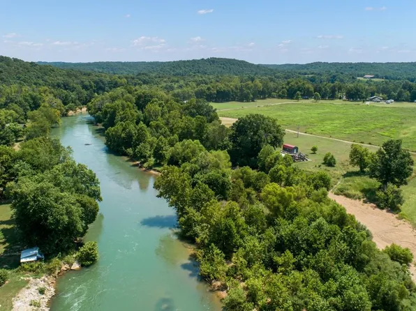 135 Walden Trl, Imboden, AR 72434