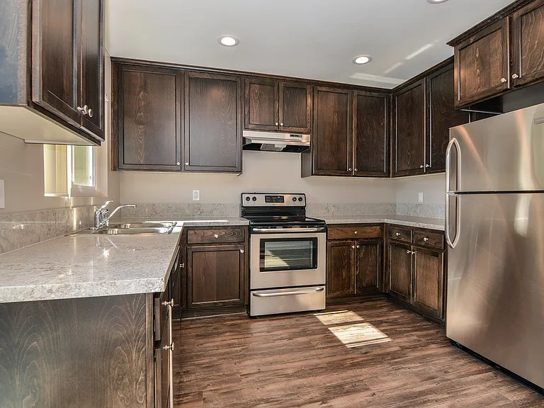 Greentree Fountain Apartments — Photo 37