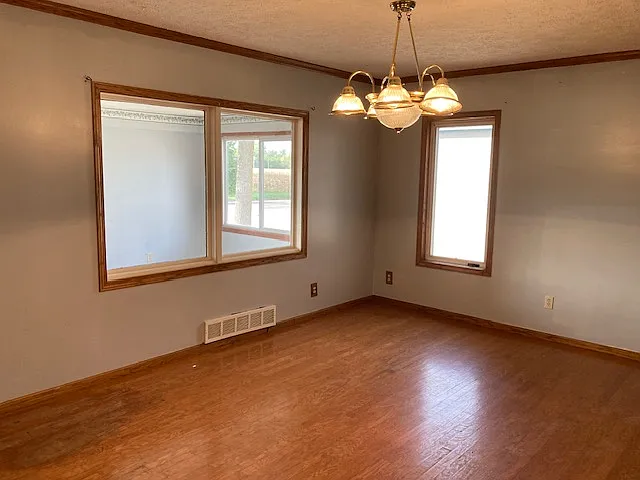 411 N Shady Bend Rd — Photo 5