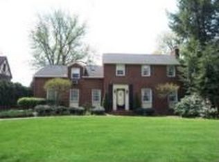 1232 Highland Rd, Sharon, PA 16146