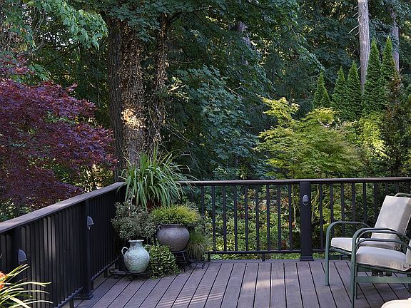 5th image of 4007 NE 130th St