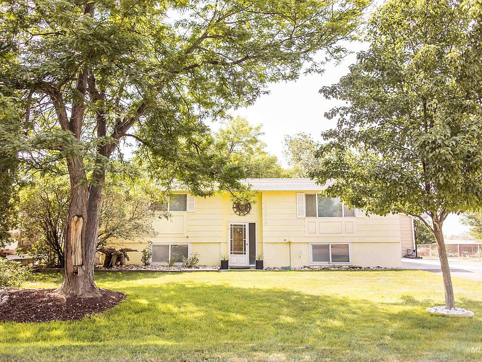 1st image of 1179 Lavina Ave