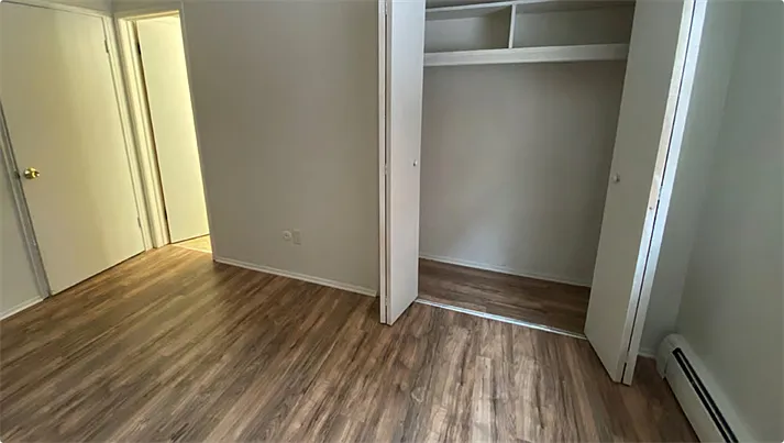 927 W Shiawassee St #2-12 — Photo 12