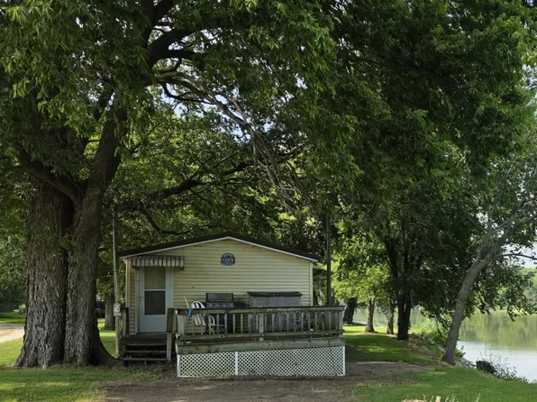 13420 Howard Rd, Prophetstown, IL 61277