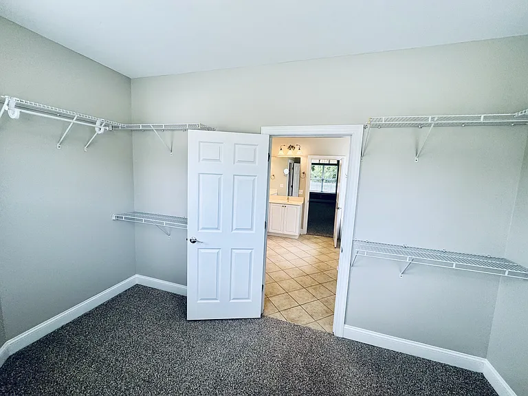 3571 Brampton Dr — Photo 29