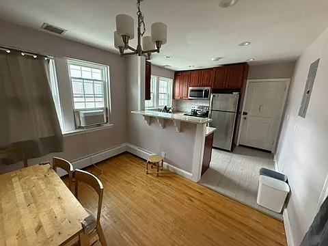 90 Boylston St #4 — Photo 3