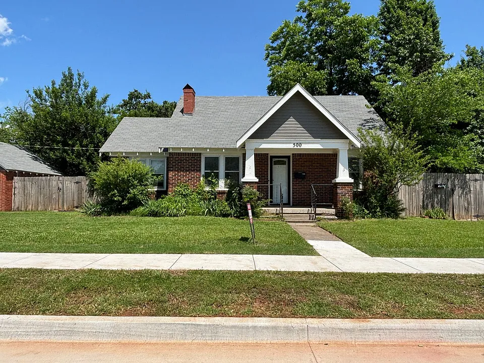 500 N Jackson Ave