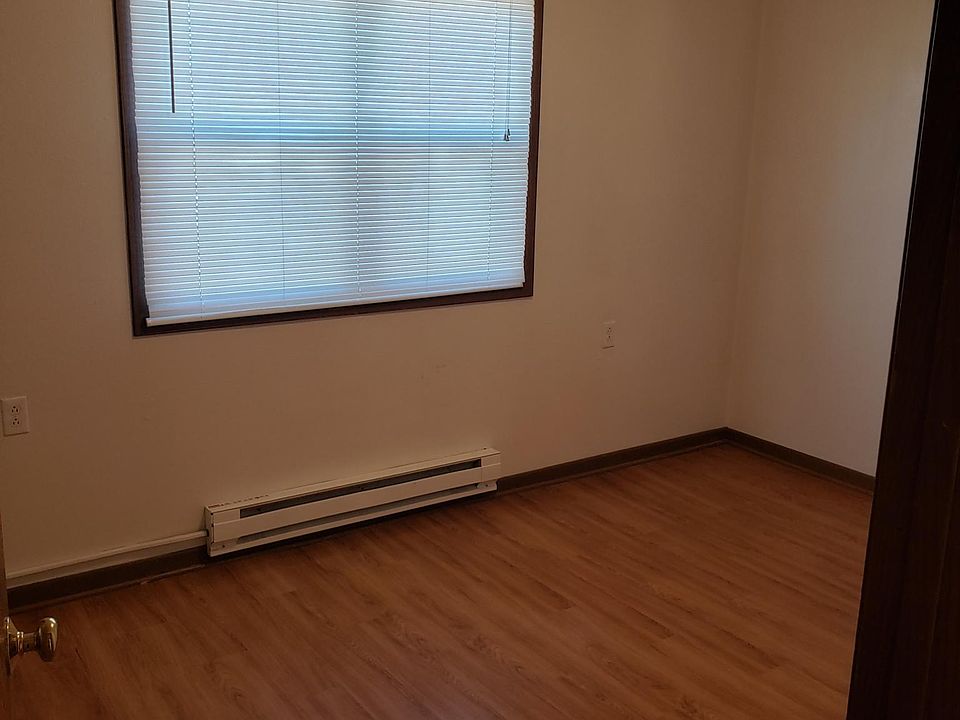 2nd image of 200 N Columbus St APT 4
