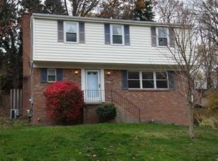 8685 W Barkhurst Dr, Pittsburgh, PA