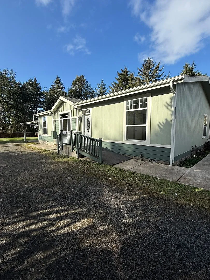 Newly Renovated 3 bed/2 bath manufactured home! — Photo 1
