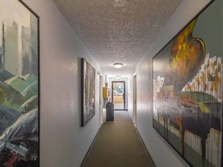 Westwood Apartments — Photo 10