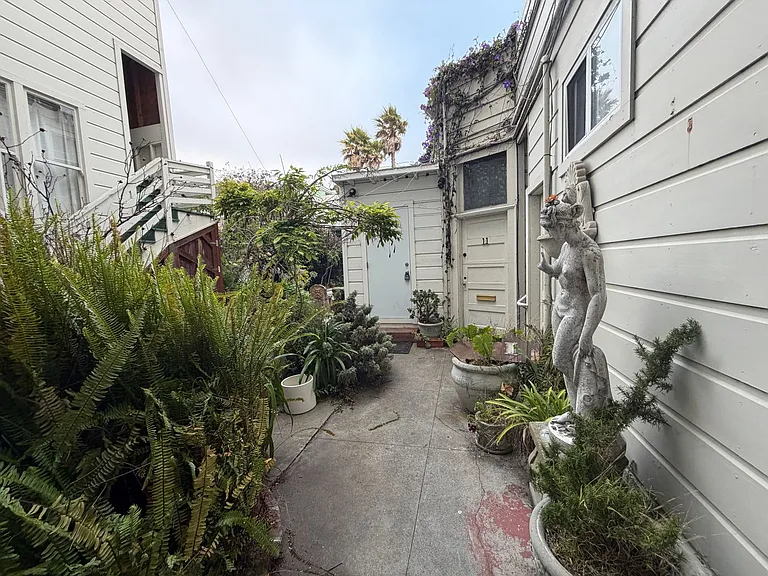 85 Carl St #6 — Photo 3