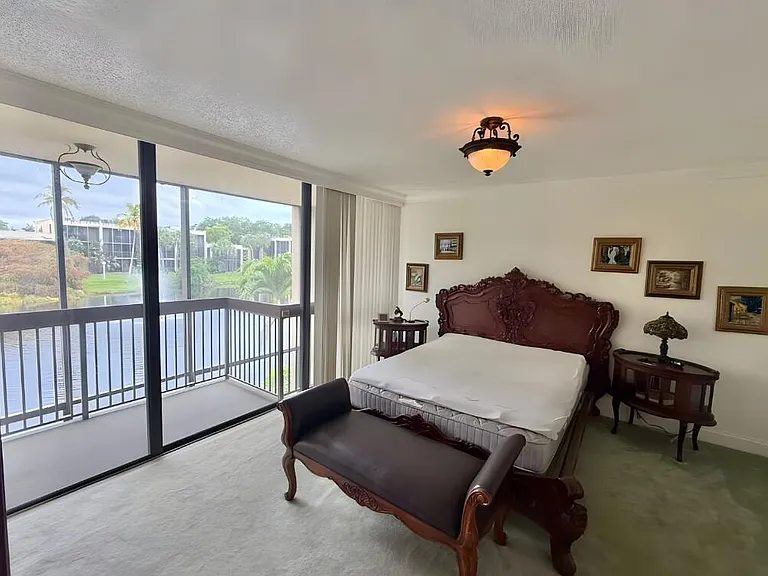 2910 SW 87th Ter #1708 — Photo 36