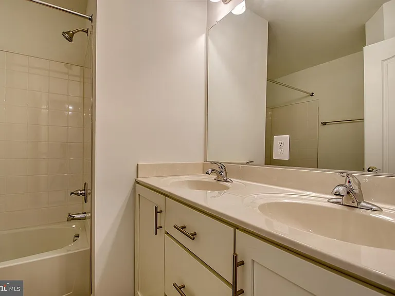 54 Melsonby Dr — Photo 21