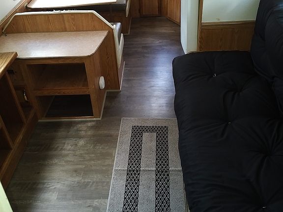 3rd image of 1604 W Royall Blvd #6